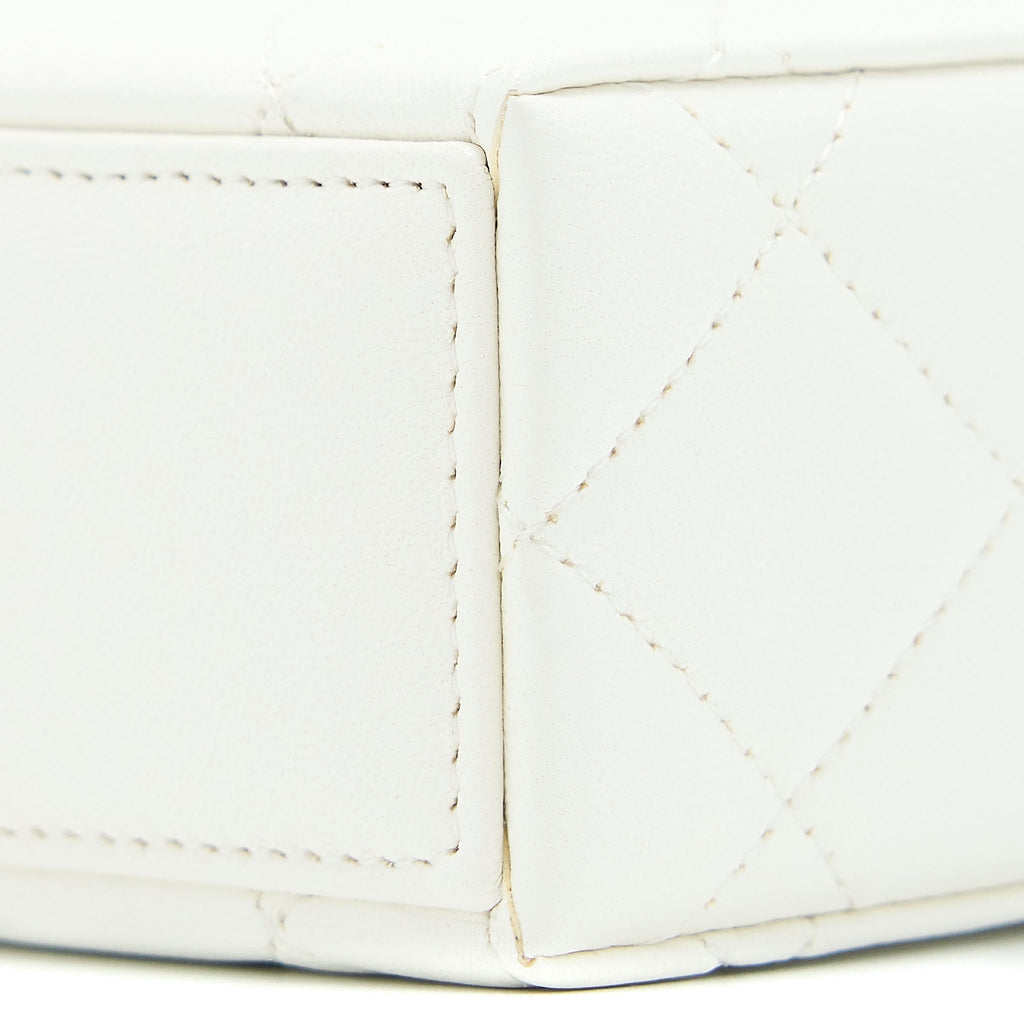 CHANEL 22P QUILTED MINI BOX VANITY WITH CHAIN LAMBSKIN WHITE LGHW
