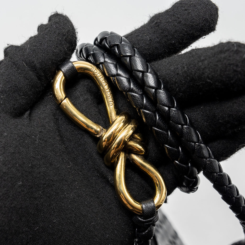 BOTTEGA VENETA SMALL ANDIAMO BAG LAMBSKIN BLACK GHW