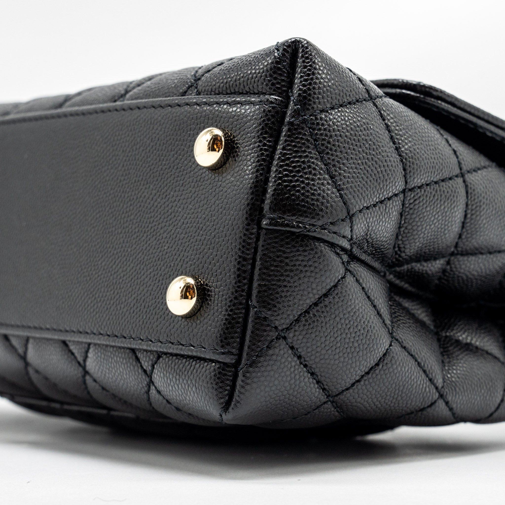 CHANEL SMALL COCO HANDLE CAVIAR BLACK LGHW (MICROCHIP)
