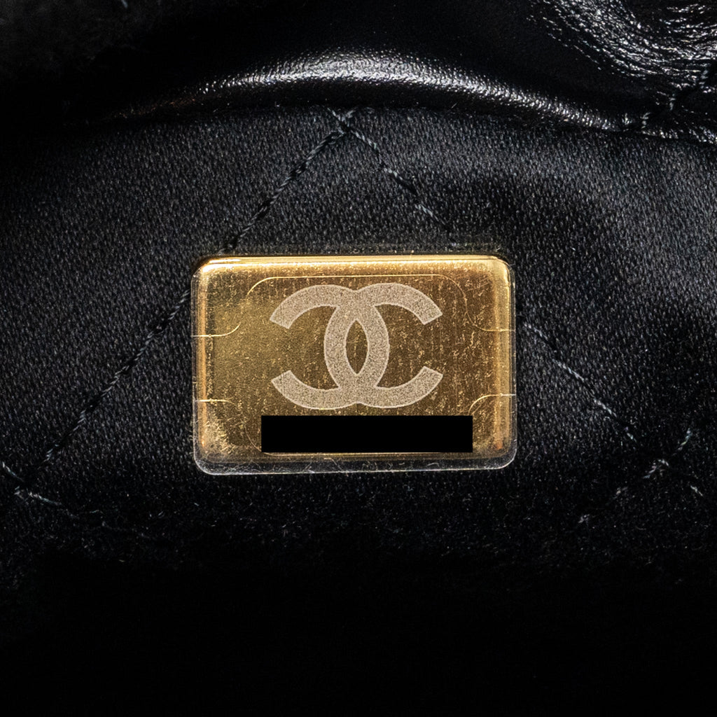 CHANEL MINI 22 BAG SHINY CALFSKIN BLACK GHW (MICROCHIP)