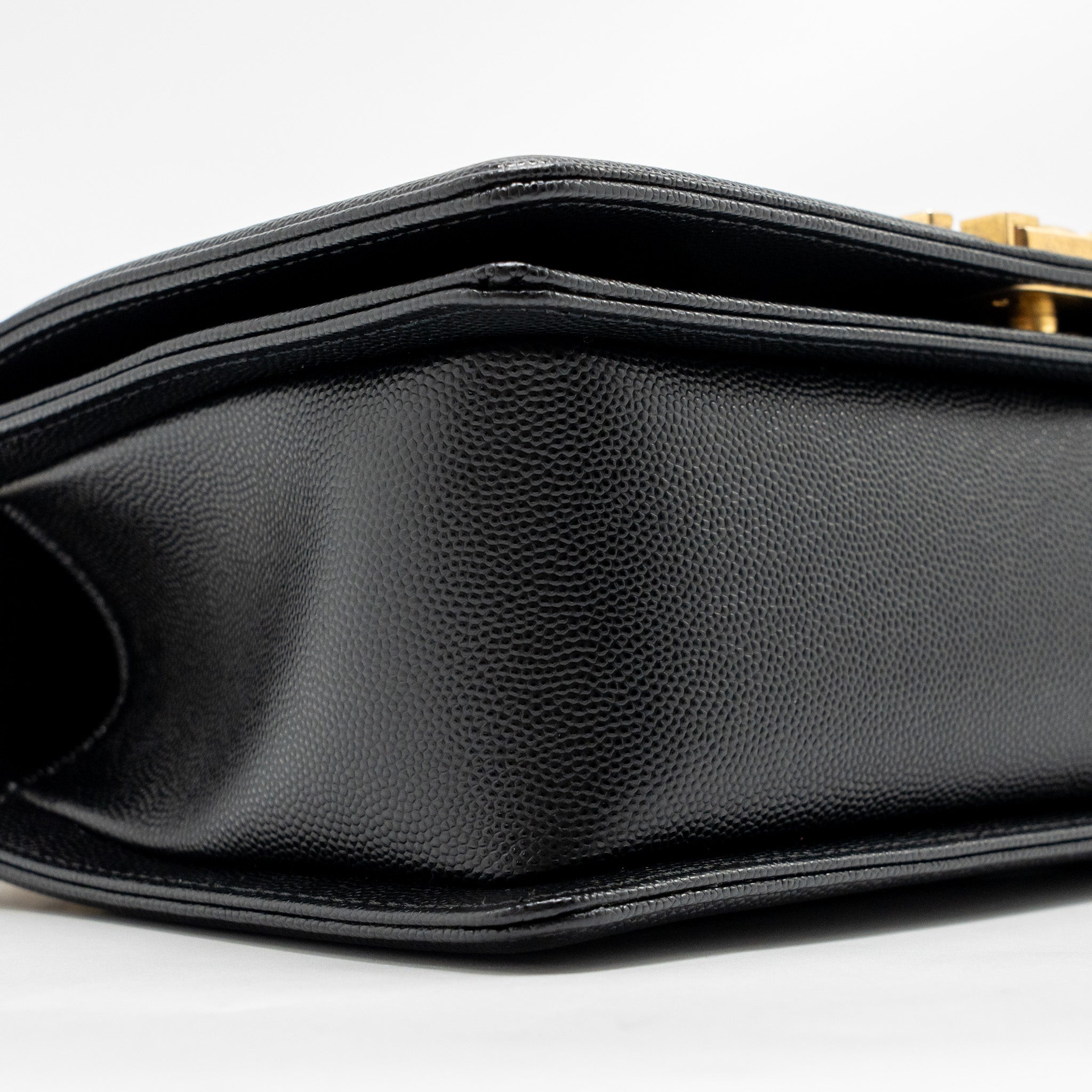 CHANEL MEDIUM CLASSIC BOY BAG CAVIAR BLACK GHW