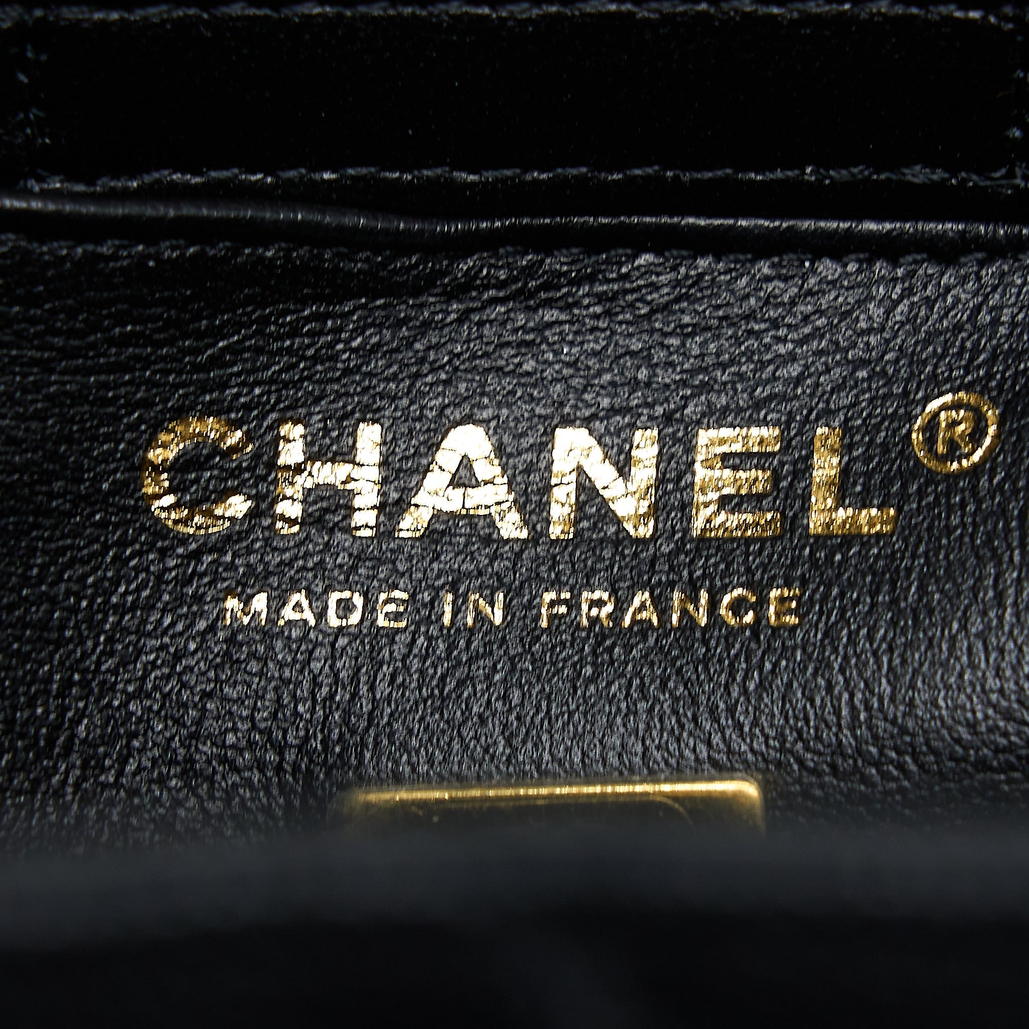 CHANEL 22S MINI BUCKET BAG CAVIAR BLACK LGHW (MICROCHIP)