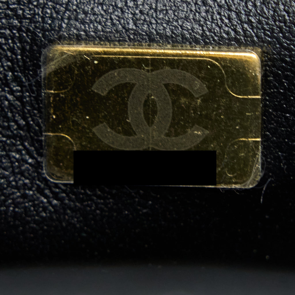 CHANEL 22S MINI BUCKET BAG CAVIAR BLACK LGHW (MICROCHIP)