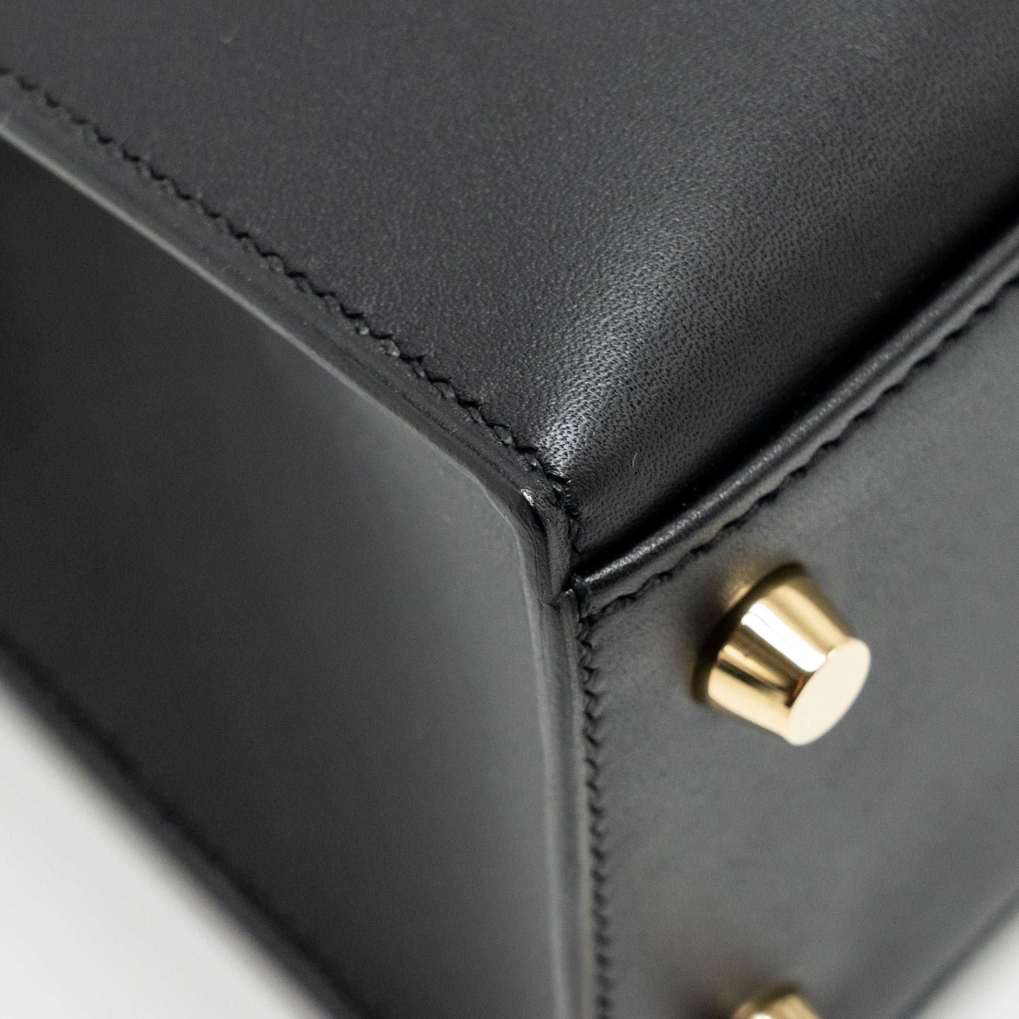 HERMES KELLY 25 SOMBRERO BLACK GHW
