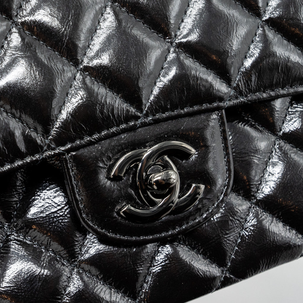 CHANEL MEDIUM CLASSIC DOUBLE FLAP BAG SHINY CALFSKIN SO BLACK