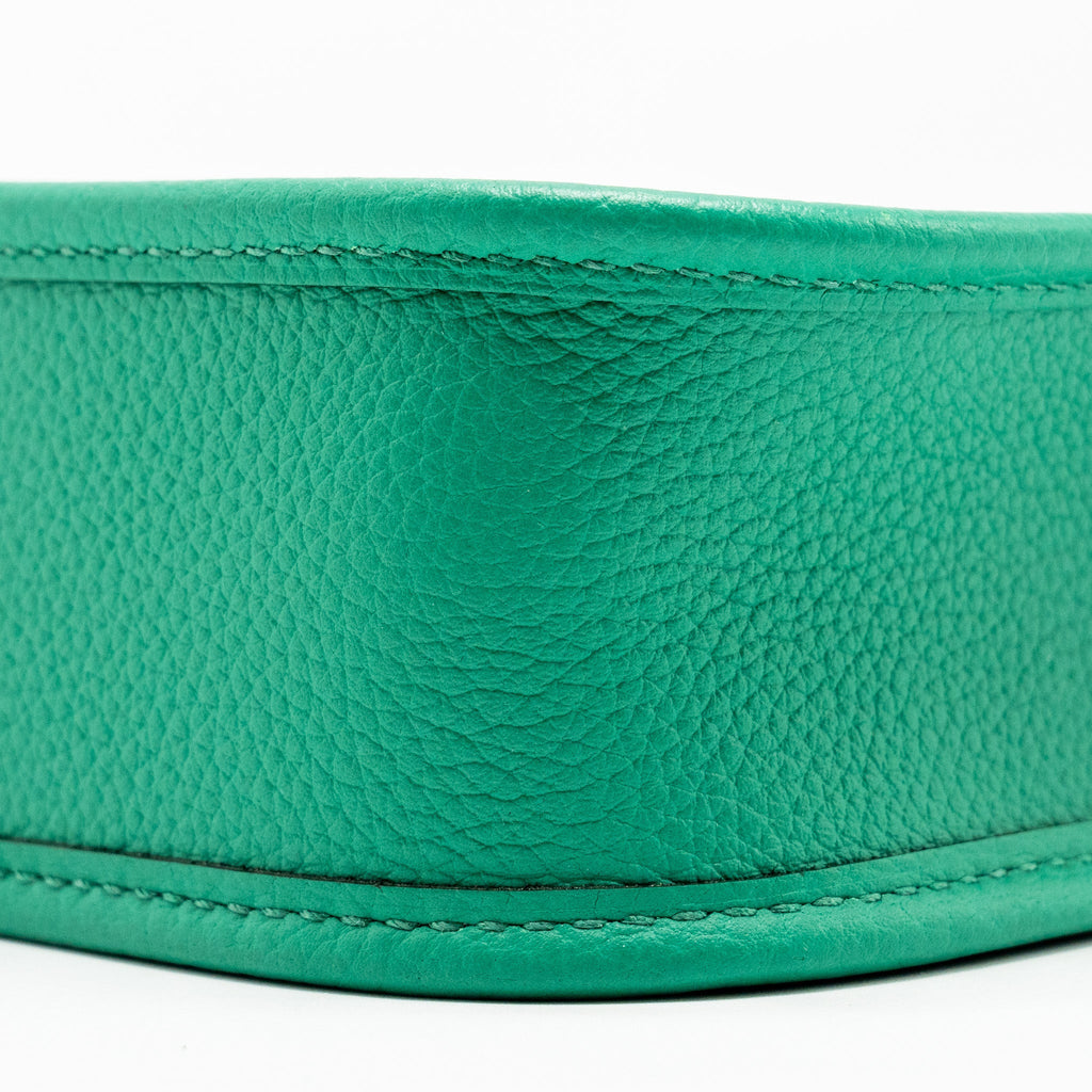 HERMES MINI EVELYNE TAURILLON MAURICE VERT JADE SHW