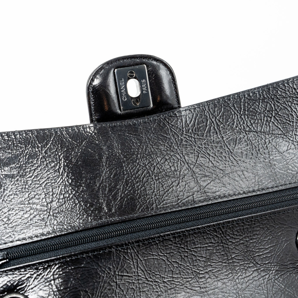 CHANEL MEDIUM CLASSIC DOUBLE FLAP BAG SHINY CALFSKIN SO BLACK