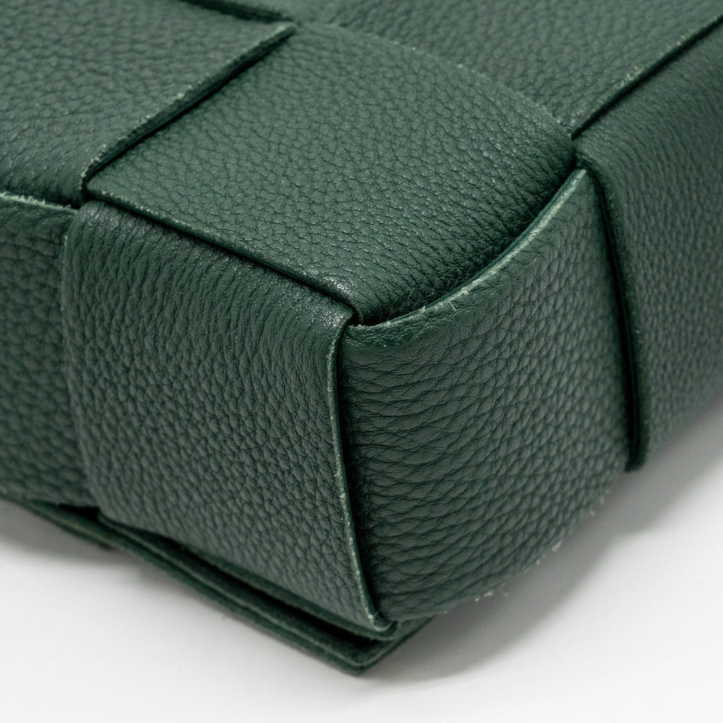BOTTEGA VENETA SMALL CASSETTE BAG CHARM STRAP LIMITED EDITION CALFSKIN GREEN GHW