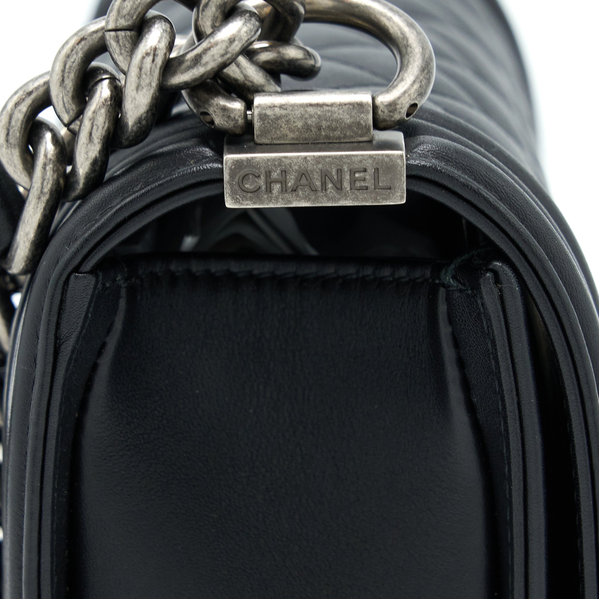 CHANEL SMALL BOY BAG CALFSKIN BLACK WITH RUTHENIUM HARDWARE