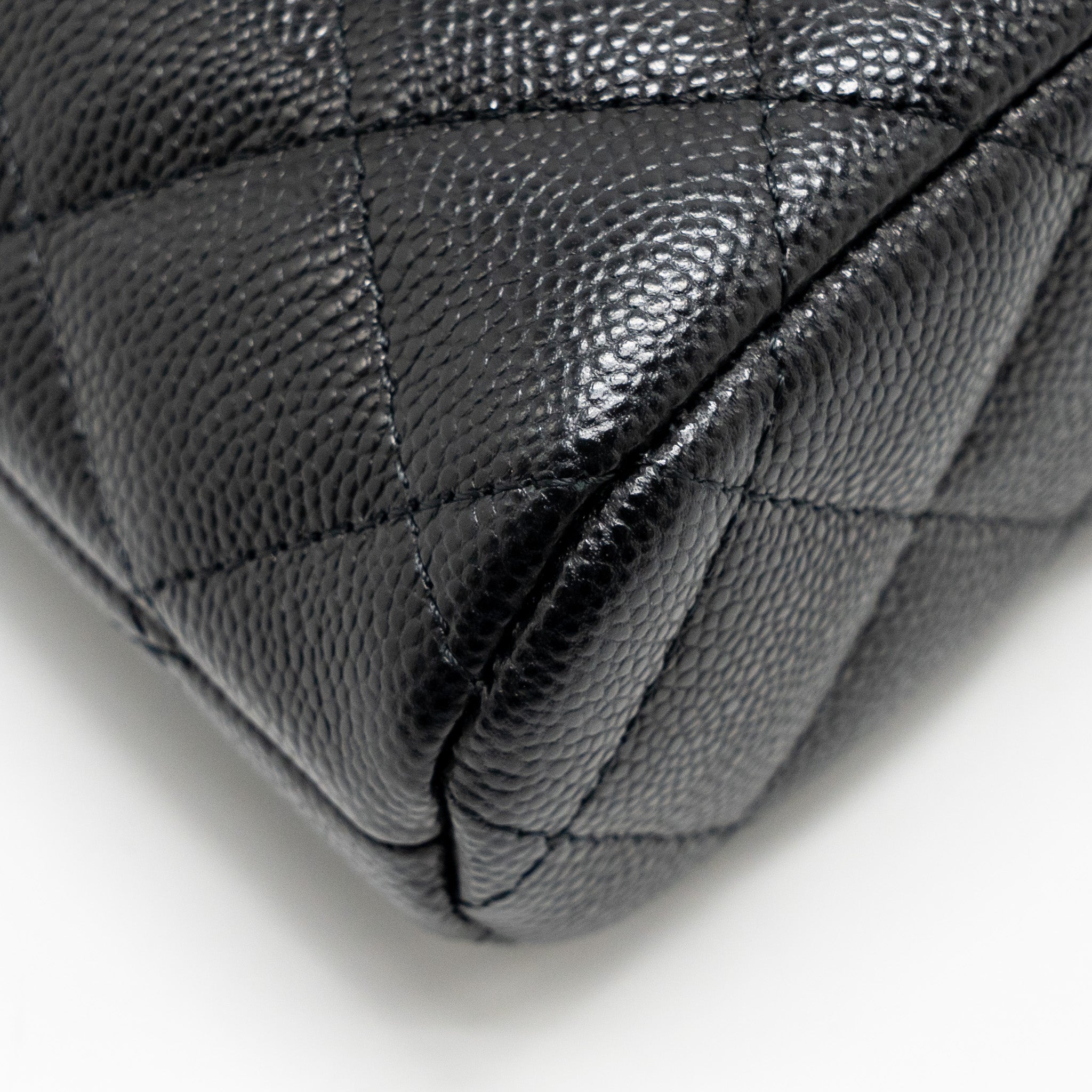 CHANEL CLASSIC CC CLUTCH WITH CHAIN CAVIAR BLACK LGHW (MICROCHIP)