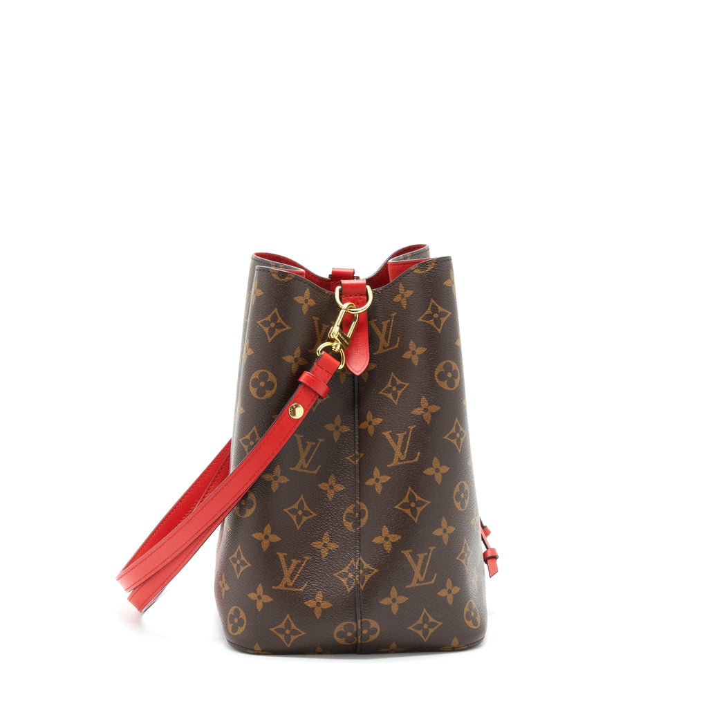 LOUIS VUITTON NEONOE MONOGRAM CANVAS GHW