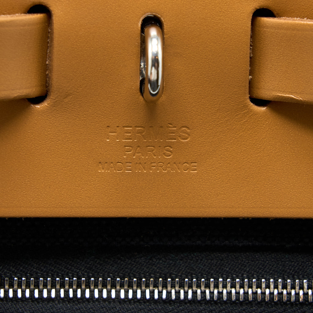 HERMES HERBAG 31 HUNTER/CANVAS NOIR-BLANC-DESERT/NAT SABLE SHW