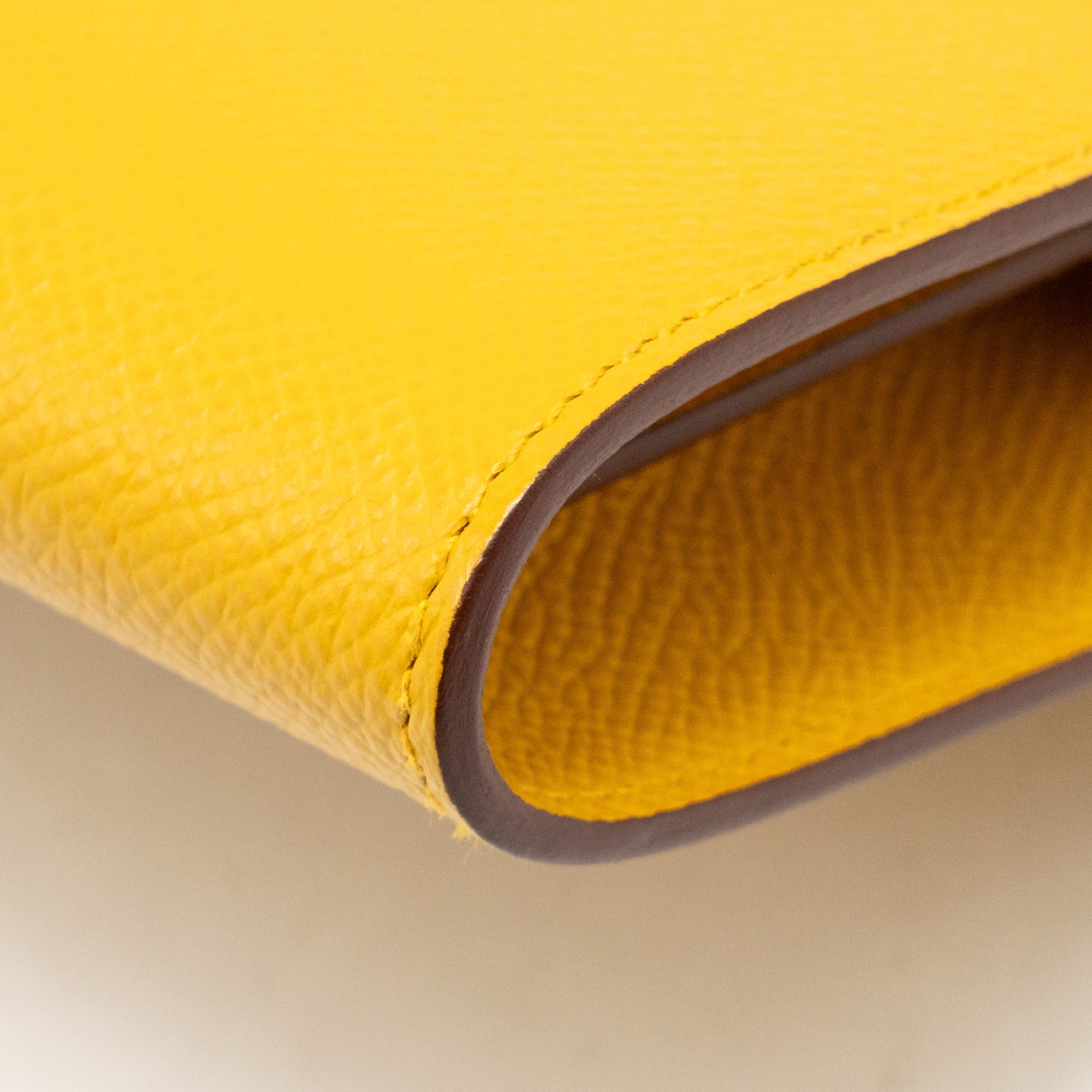 HERMES KELLY TO GO EPSOM 9D JAUNE AMBRE SHW