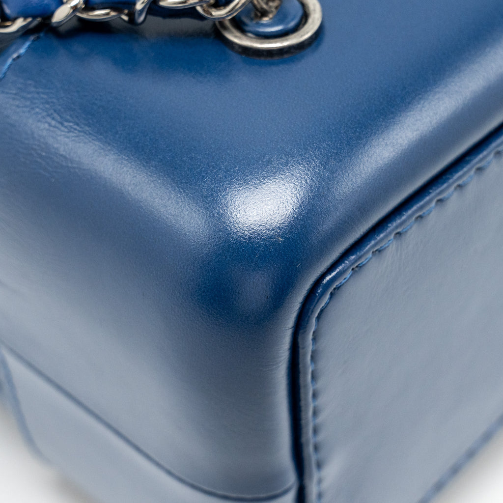 CHANEL GABRIELLE BACKPACK AGED CALFSKIN BLUE MULTICOLOUR HARDWARE