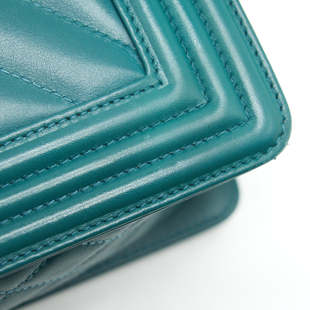 CHANEL MEDIUM BOY LAMBSKIN GREEN SHW