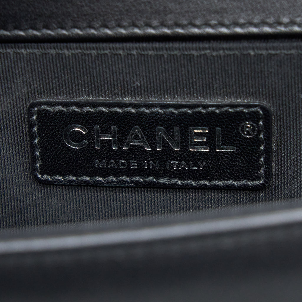 CHANEL SMALL BOY BAG CALFSKIN BLACK WITH RUTHENIUM HARDWARE