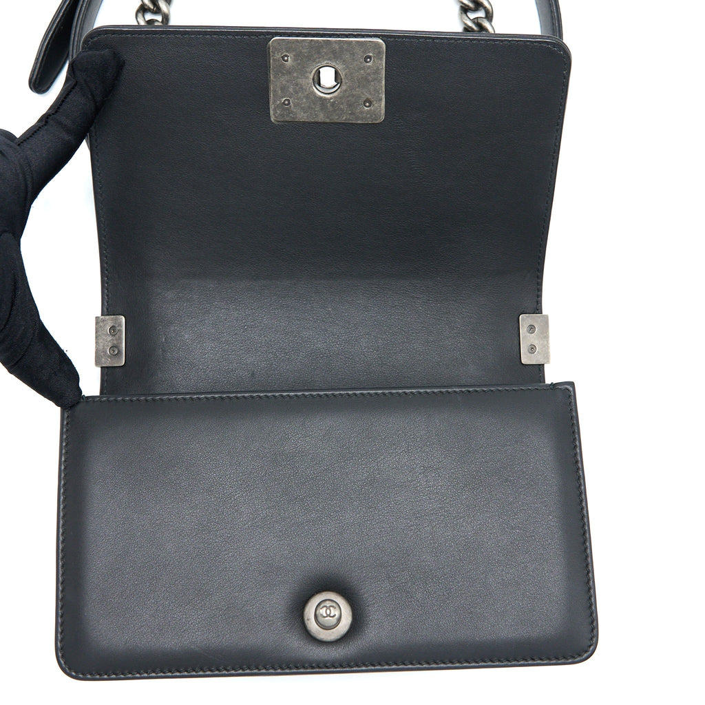 CHANEL SMALL BOY BAG CALFSKIN BLACK WITH RUTHENIUM HARDWARE