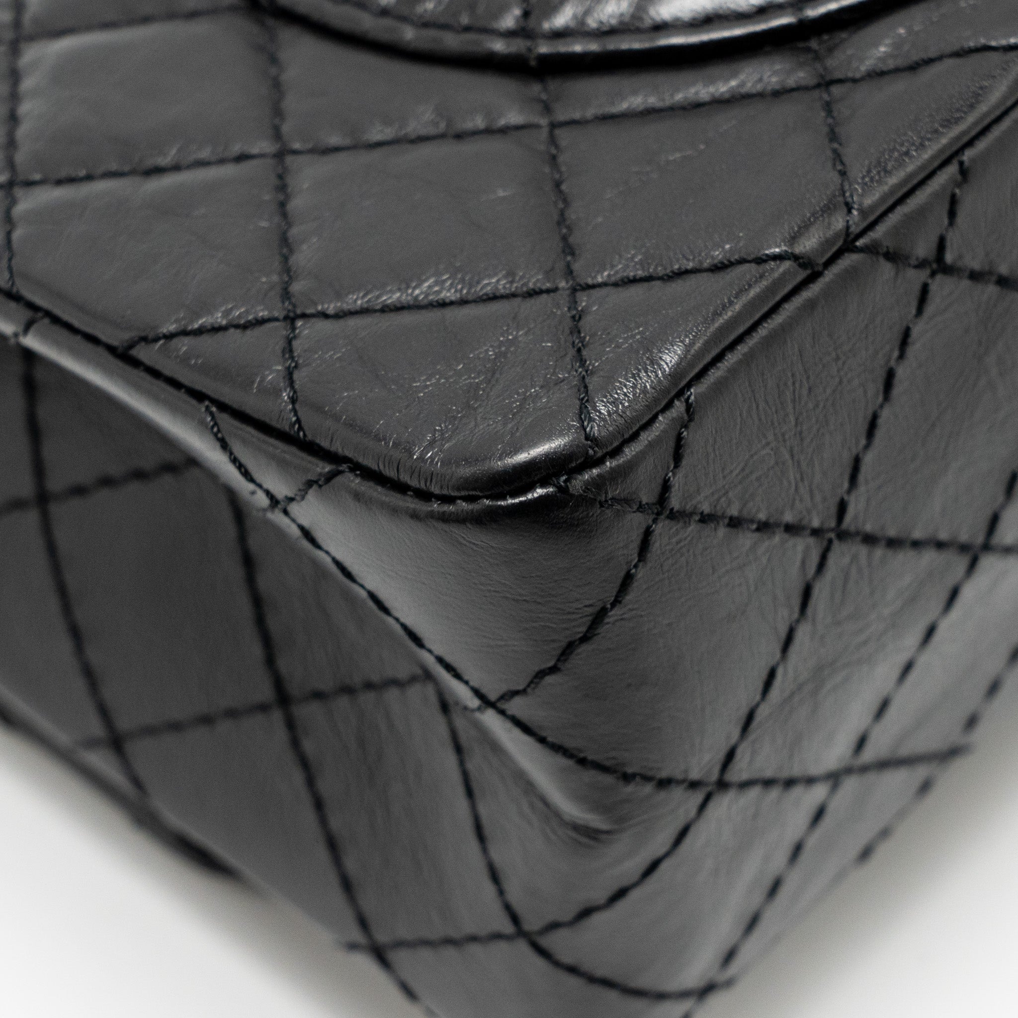CHANEL SMALL 2.55 REISSUE DOUBLE FLAP BAG AGE CALFSKIN BLACK GHW