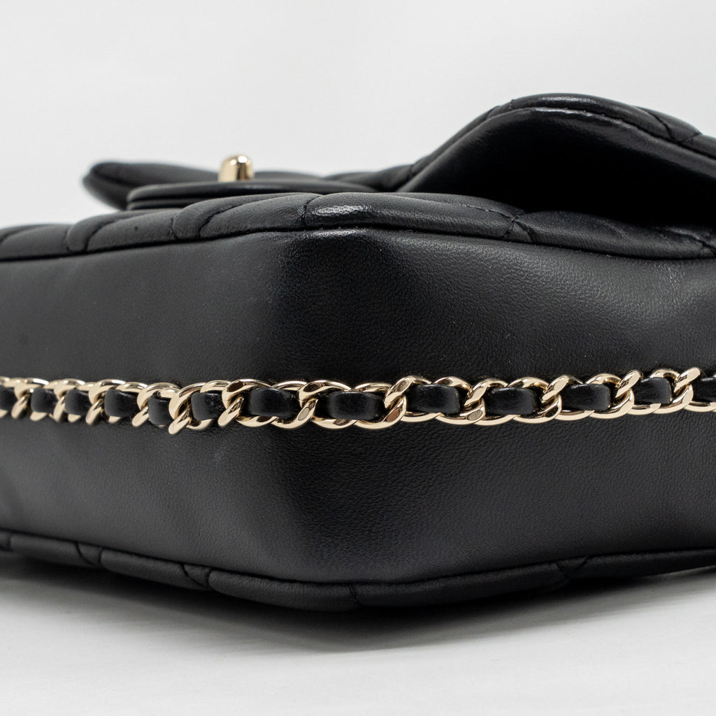 CHANEL QUILTED FLAP BAG WITH PEARL DETAILED CHAIN LAMBSKIN BLACK LGHW