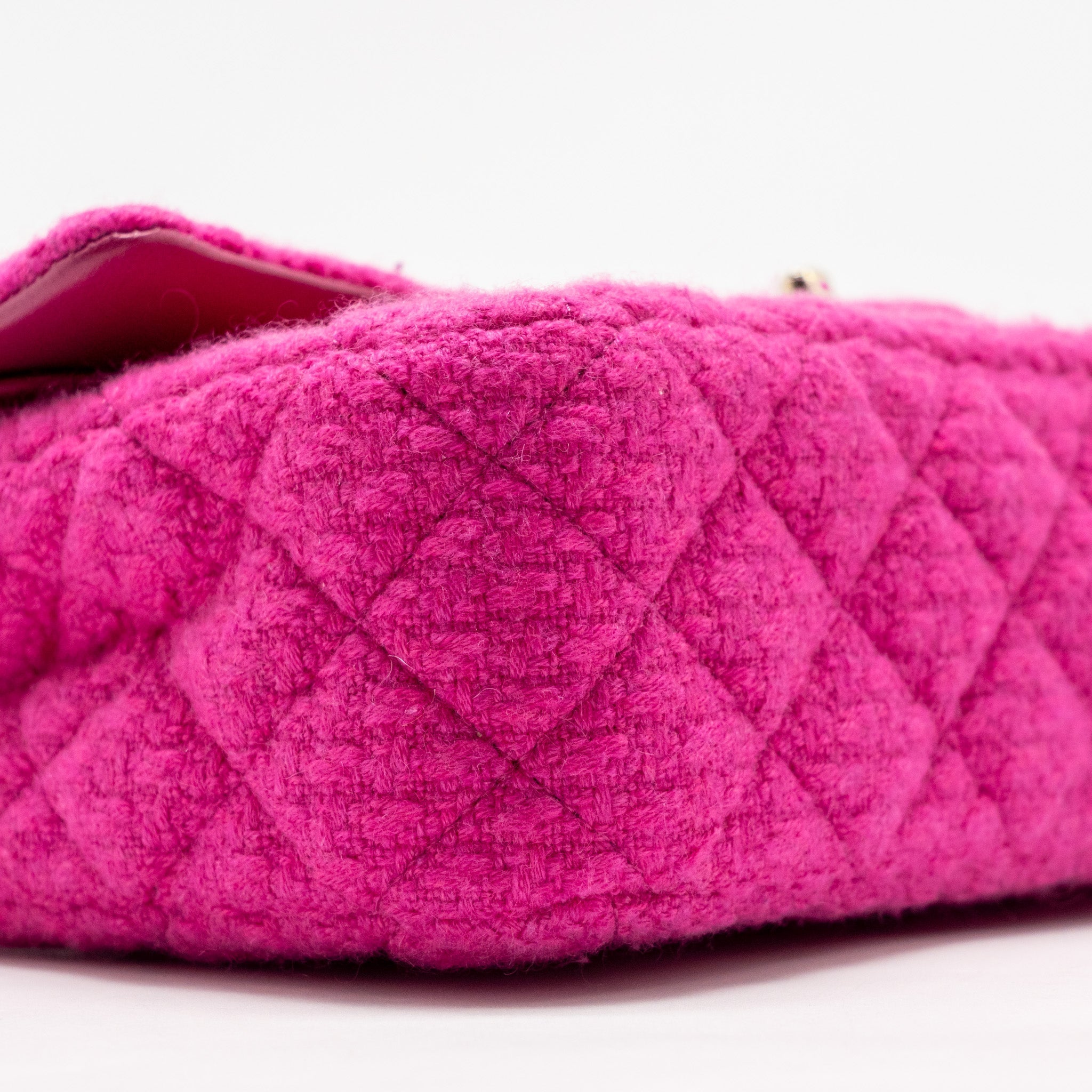 CHANEL MEDIUM CLASSIC DOUBLE FLAP BAG TWEED PINK LGHW (MICROCHIP)