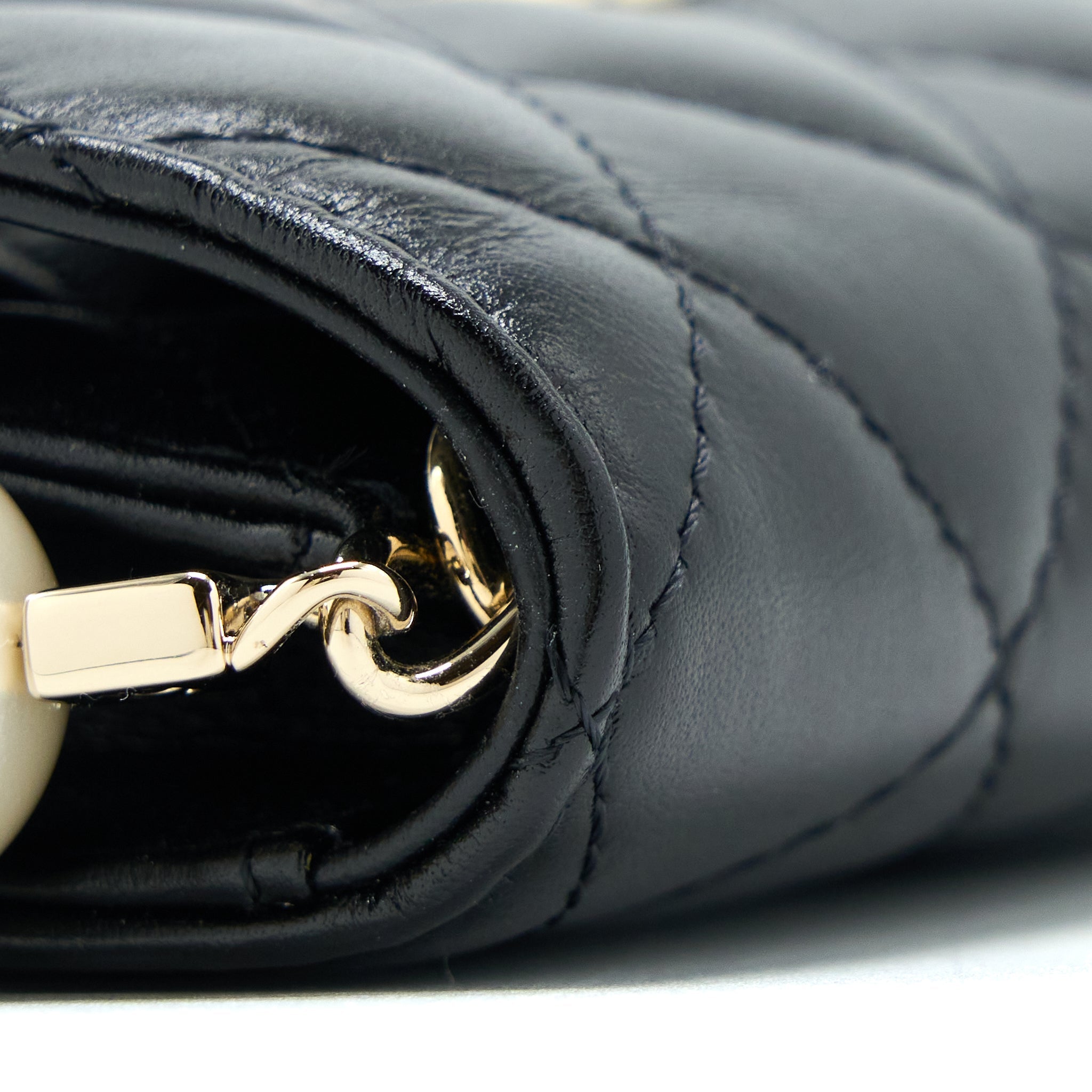 CHANEL MINI BAG WITH GIANT PEARL CHAIN LAMBSKIN BLACK LGHW