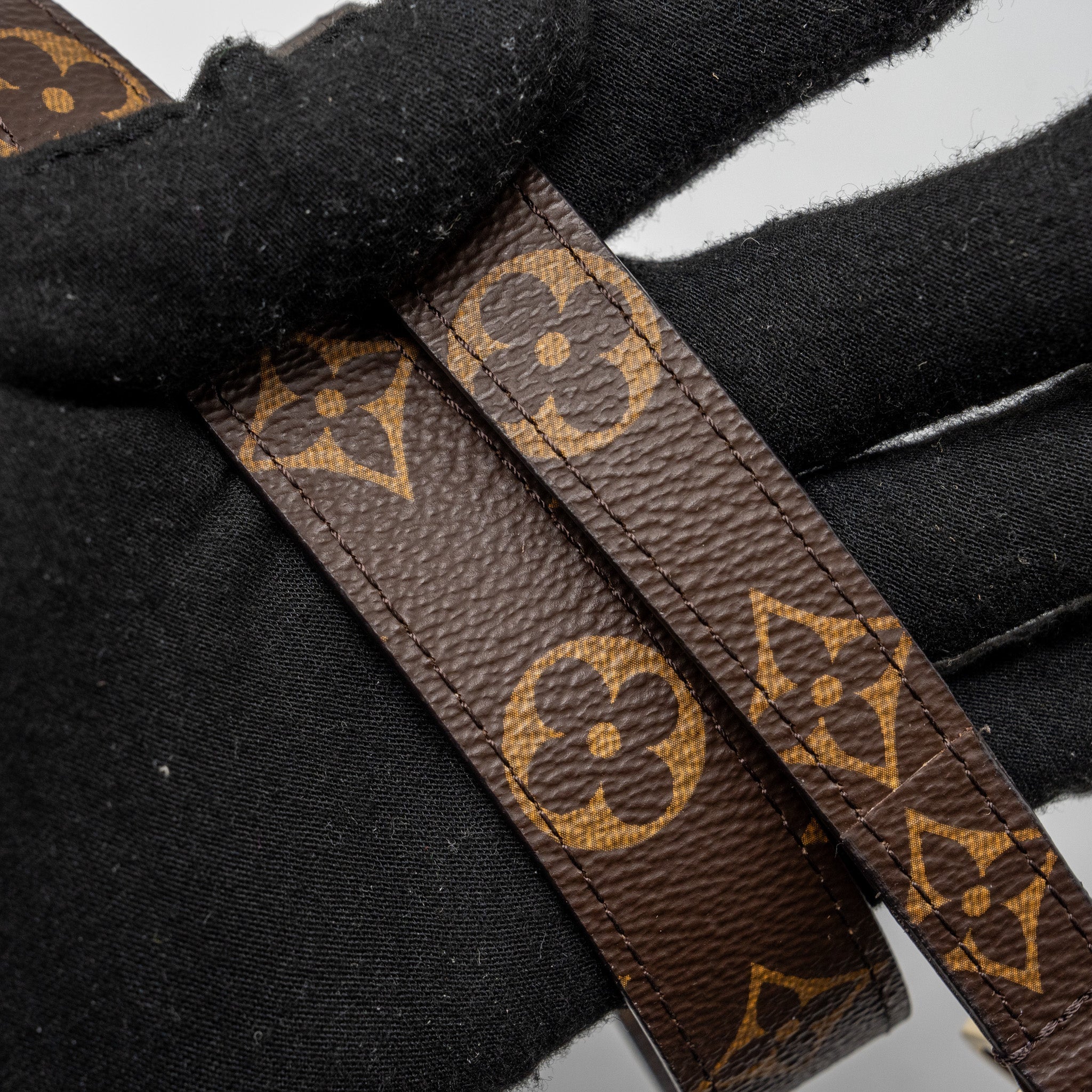 LOUIS VUITTON MONTAIGNE MM MONOGRAM CANVAS GHW