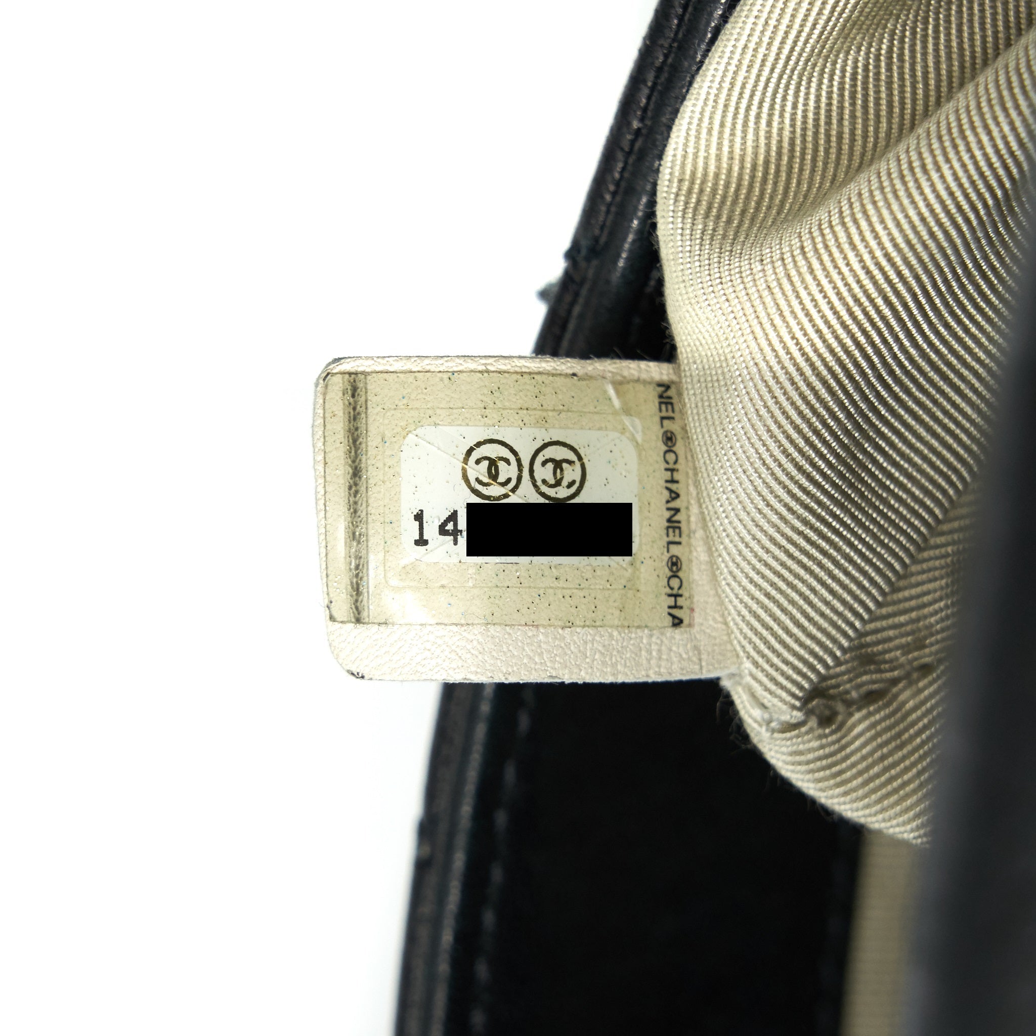 CHANEL QUILTED LEATHER CHAIN AROUND MAXI BLACK RUTHENIUM HARDWARE