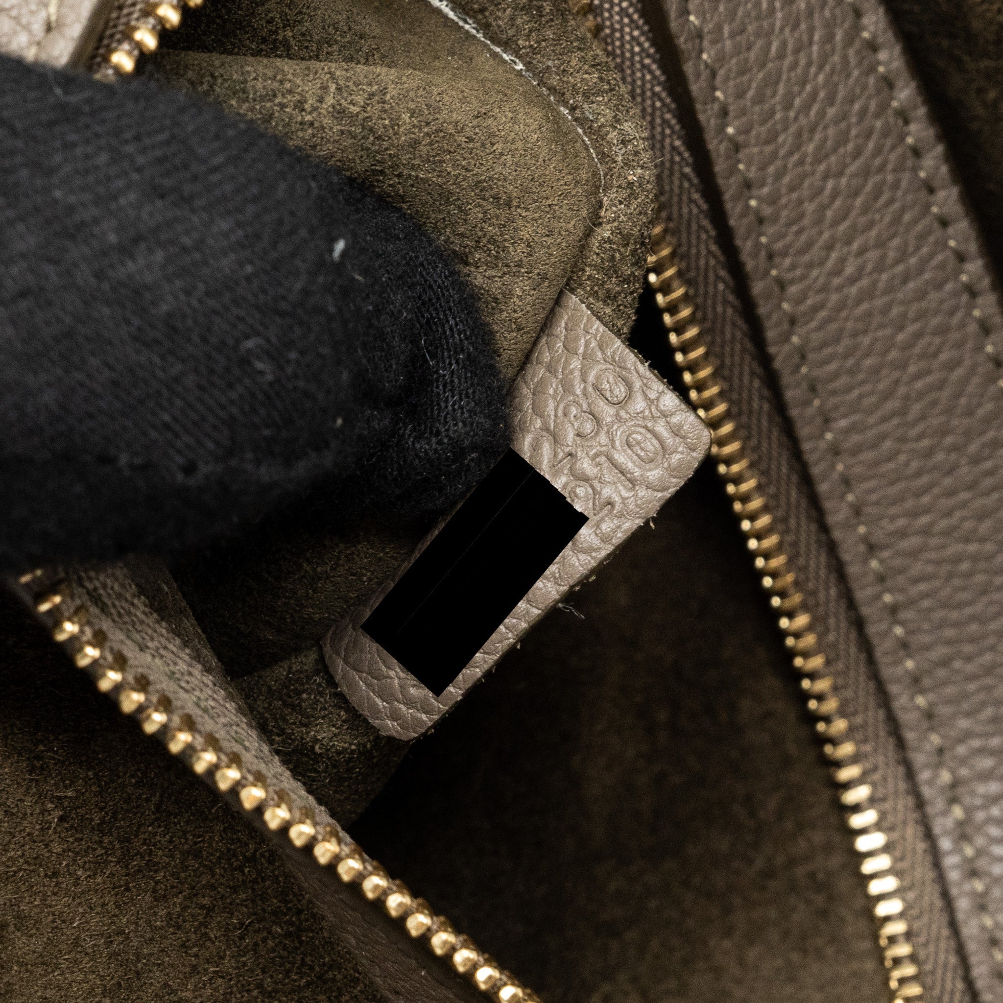 CELINE SMALL CABAS PHANTOM BAG GRAINED CALFSKIN TAUPE GHW