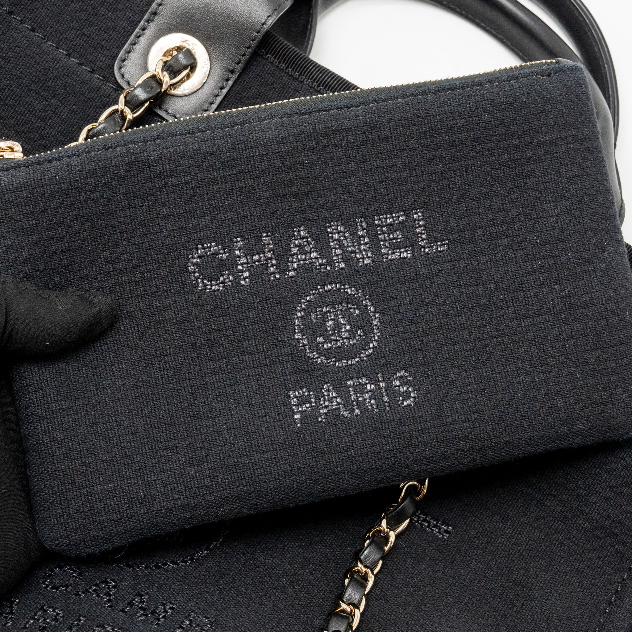 CHANEL DEAUVILLE TOTE BAG CANVAS/CALFSKIN BLACK LGHW (MICROCHIP)