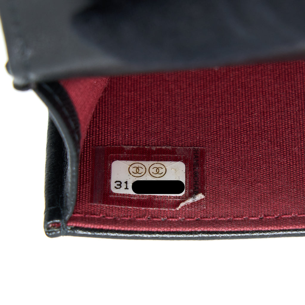 CHANEL 19 PHONE POUCH WITH CHAIN LAMBSKIN BLACK MULTICOLOUR HARDWARE