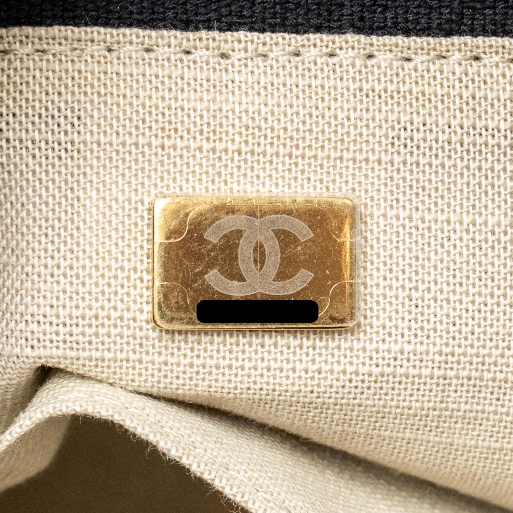 CHANEL DEAUVILLE TOTE BAG CANVAS/CALFSKIN BLACK LGHW (MICROCHIP)