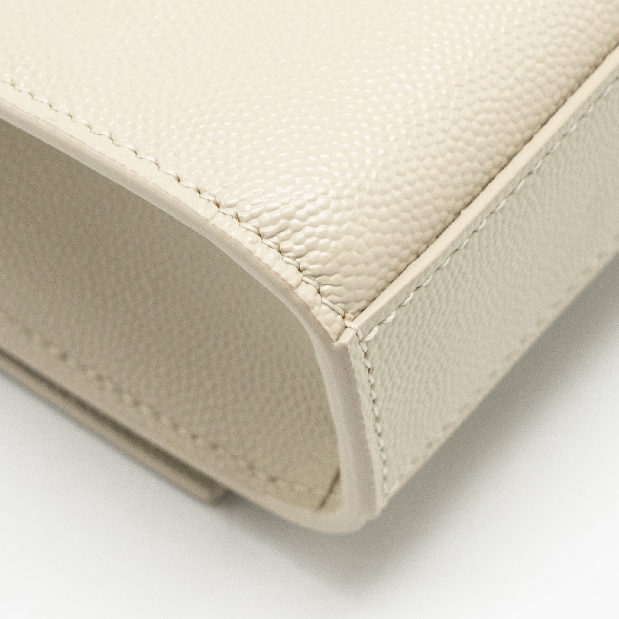 SAINT LAURENT/YSL MEDIUM KATE BAG GRAINED CALFSKIN WHITE GHW