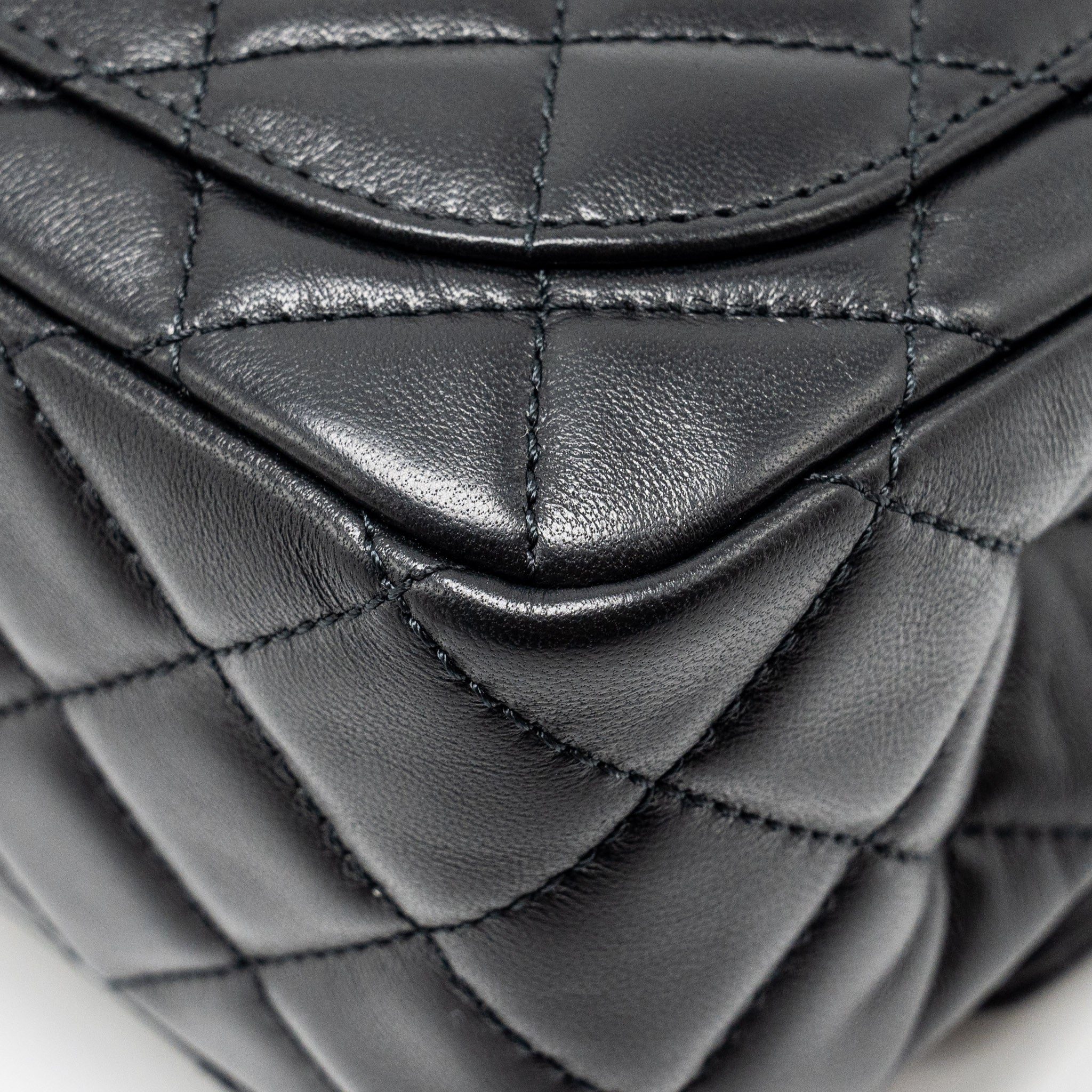 CHANEL PEARL CRUSH MINI SQUARE FLAP BAG LAMBSKIN BLACK GHW (MICROCHIP)