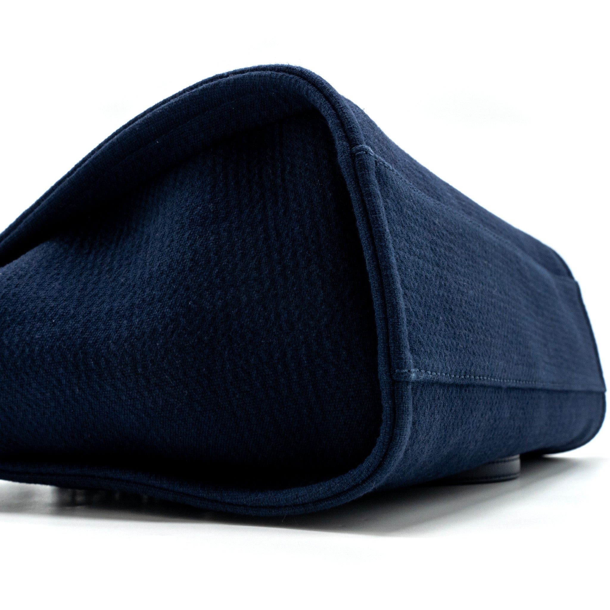 CHANEL DEAUVILLE TOTE BAG CANVAS NAVY SHW(MICROCHIP)