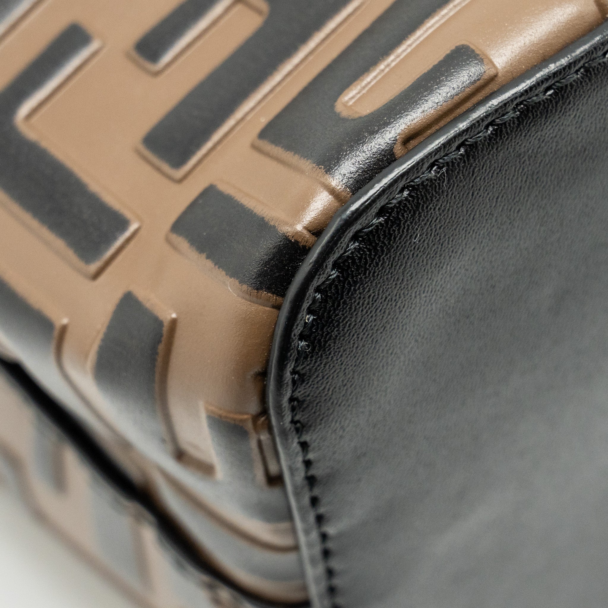 FENDI MINI MON TRESOR BUCKET BAG CALFSKIN BROWN/BLACK GHW