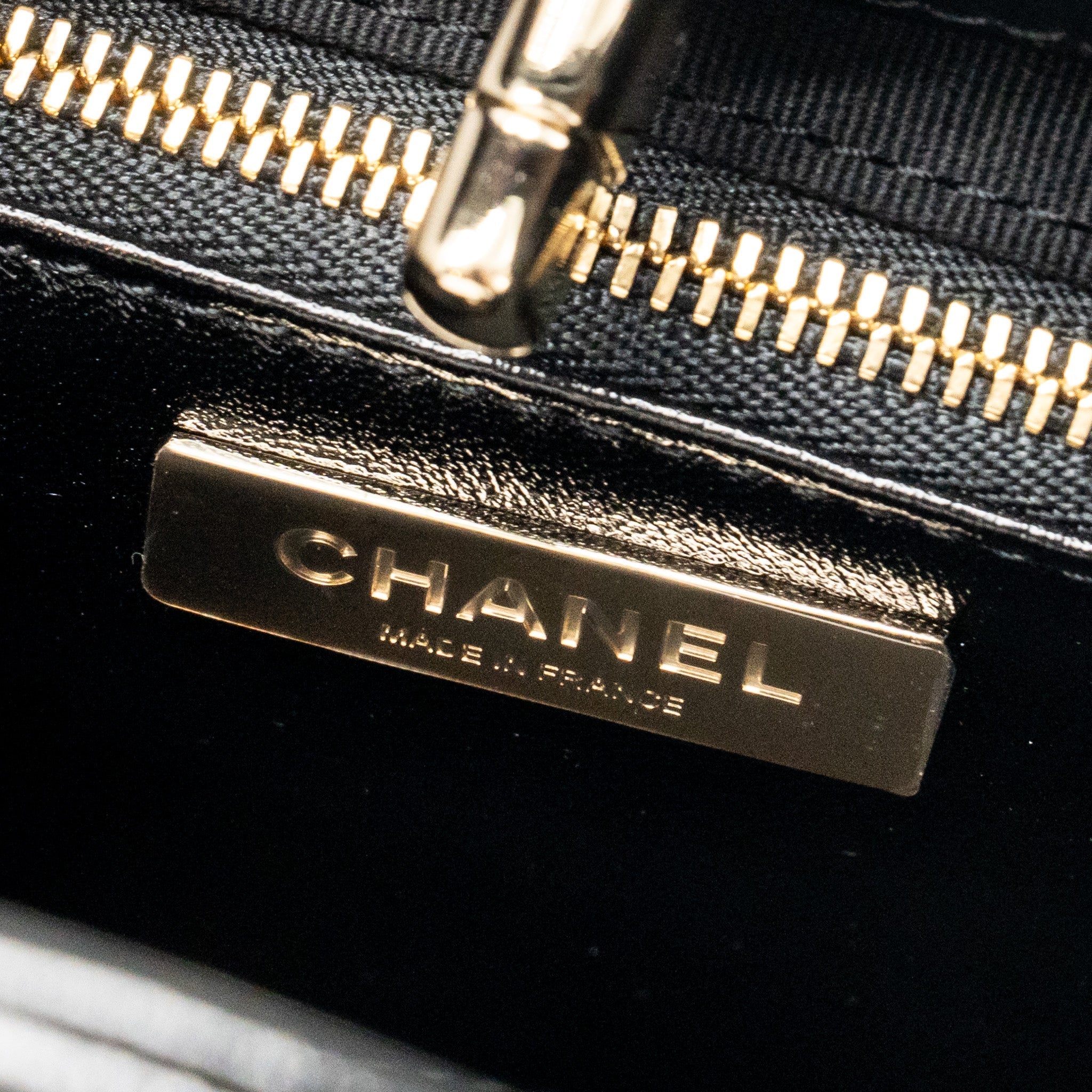 CHANEL MINI 31 BAG SHINY LAMBSKIN BLACK LGHW (MICROCHIP)