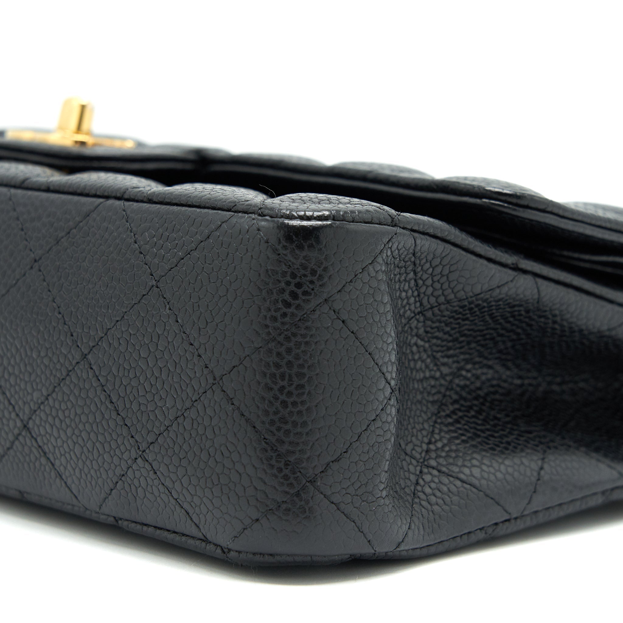 CHANEL CLASSIC DOUBLE FLAP MEDIUM 25CM CAVIAR BLACK GHW