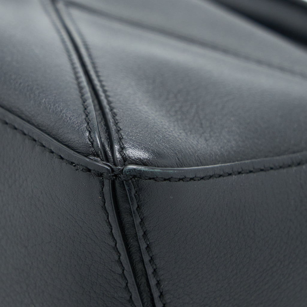 LOEWE MINI PUZZLE CALFSKIN BLACK SHW