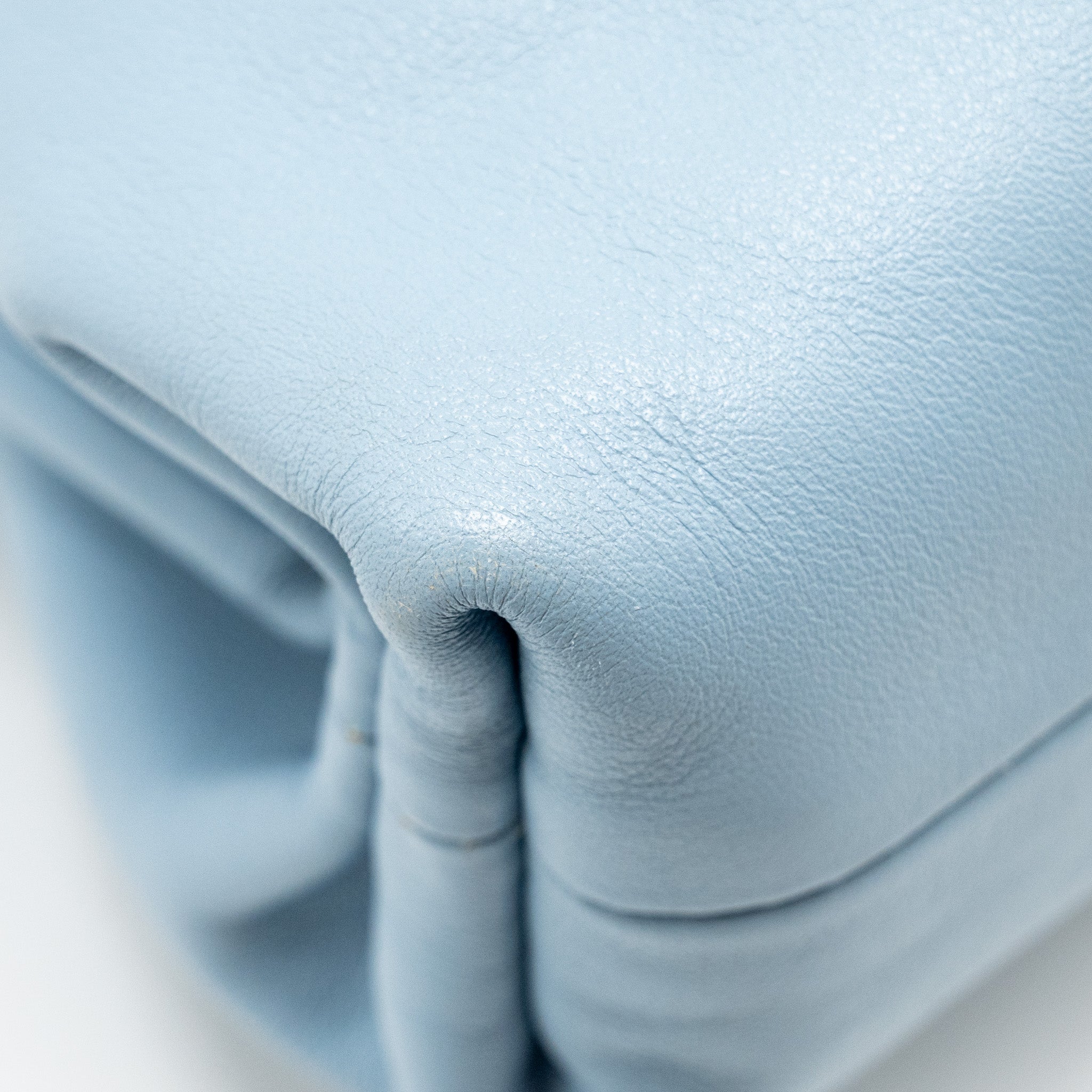 BOTTEGA VENETA MINI POUCH CALFSKIN BLUE GHW
