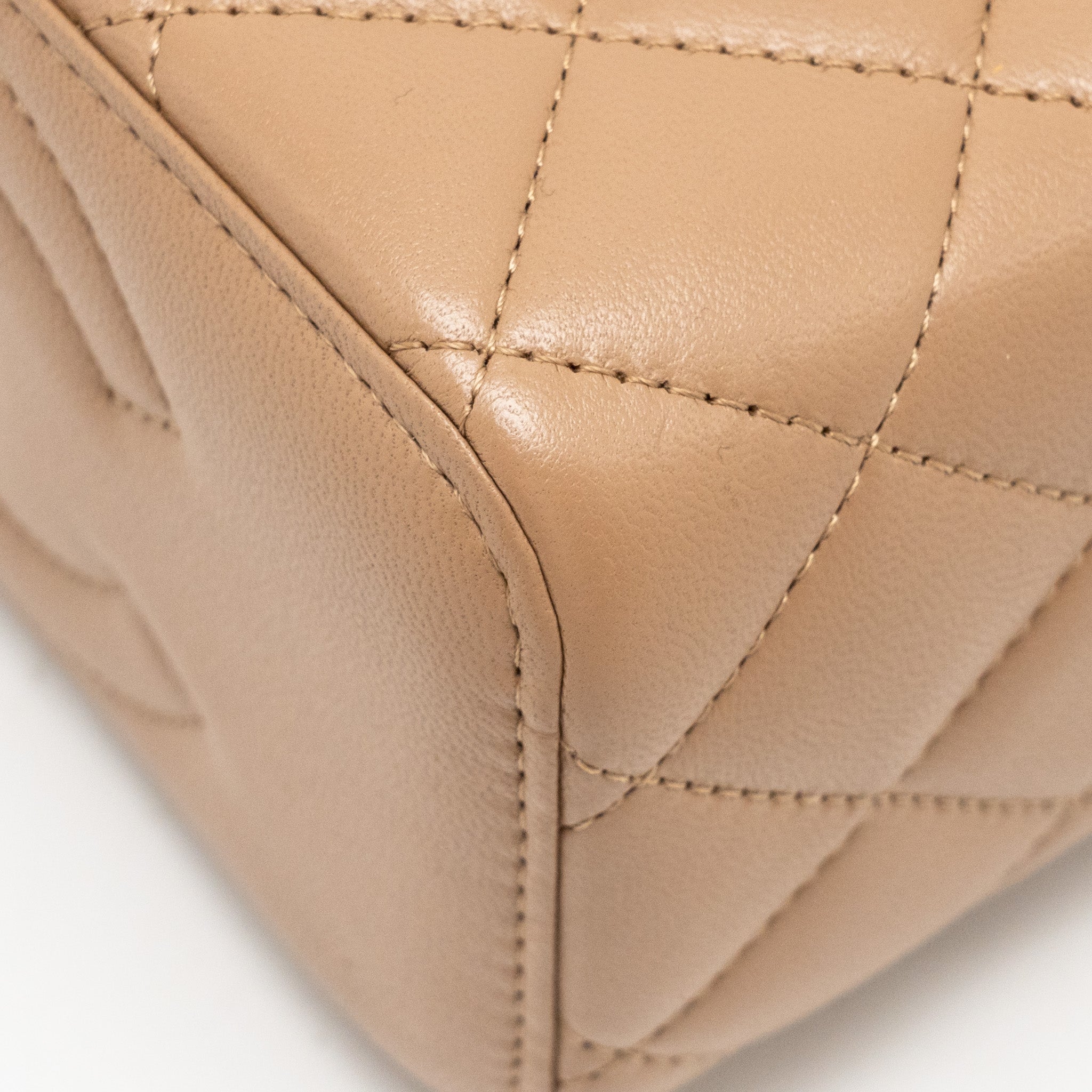 CHANEL TOP HANDLE LONG VANITY WITH CHAIN LAMBSKIN DARK BEIGE GHW (MICROCHIP)