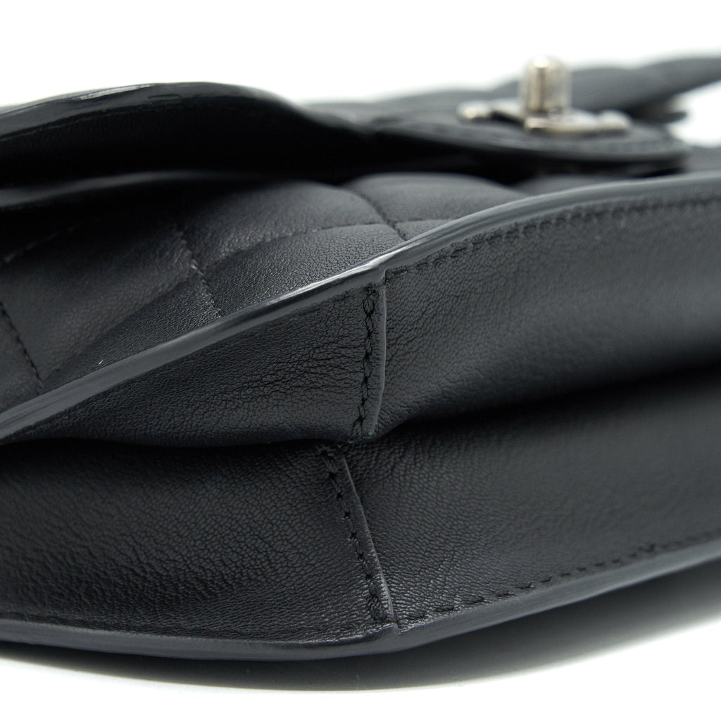 CHANEL QUILTED FLAP CROSSBODY BAG BLACK RUTHENIUM HARDWARE