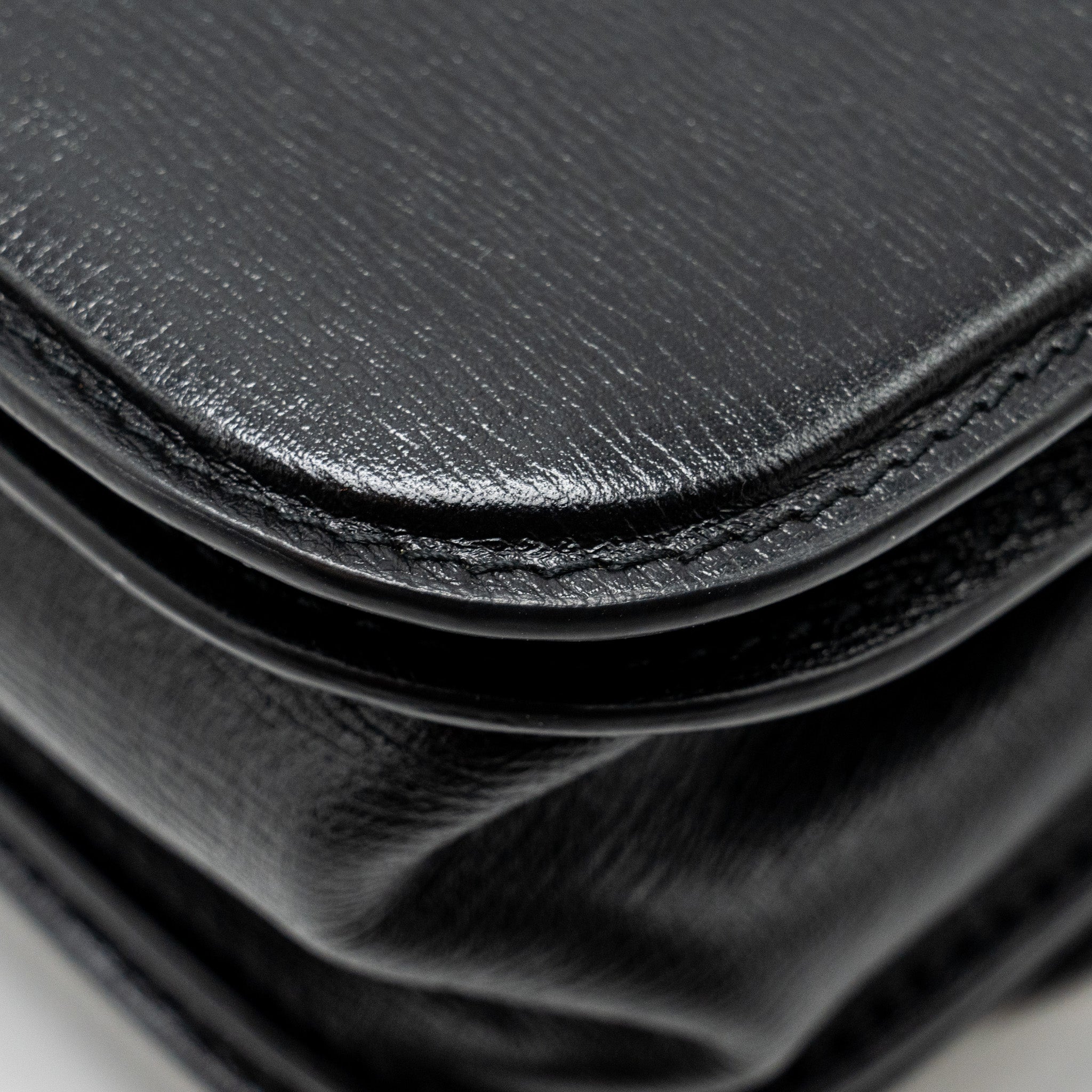 BALENCIAGA GOSSIP SHOULDER BAG CALFSKIN BLACK GHW