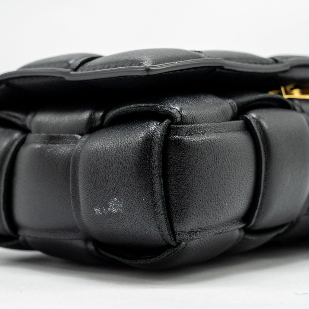 BOTTEGA VENETA SMALL PADDED CASSETTE BAG LAMBSKIN BLACK GHW
