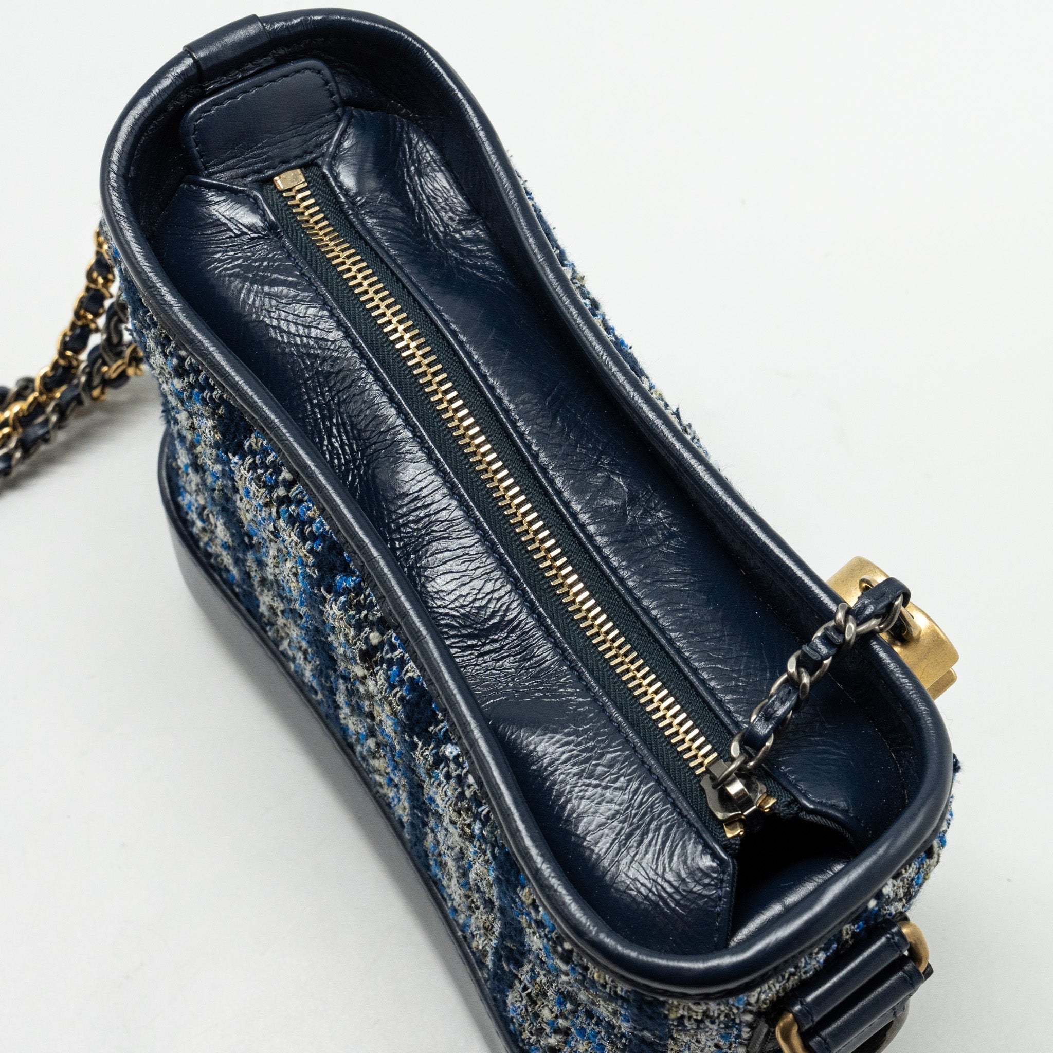 CHANEL SMALL GABRIELLE HOBO BAG TWEED NAVY/MULTICOLOUR WITH MULTICOLOUR HARDWARE