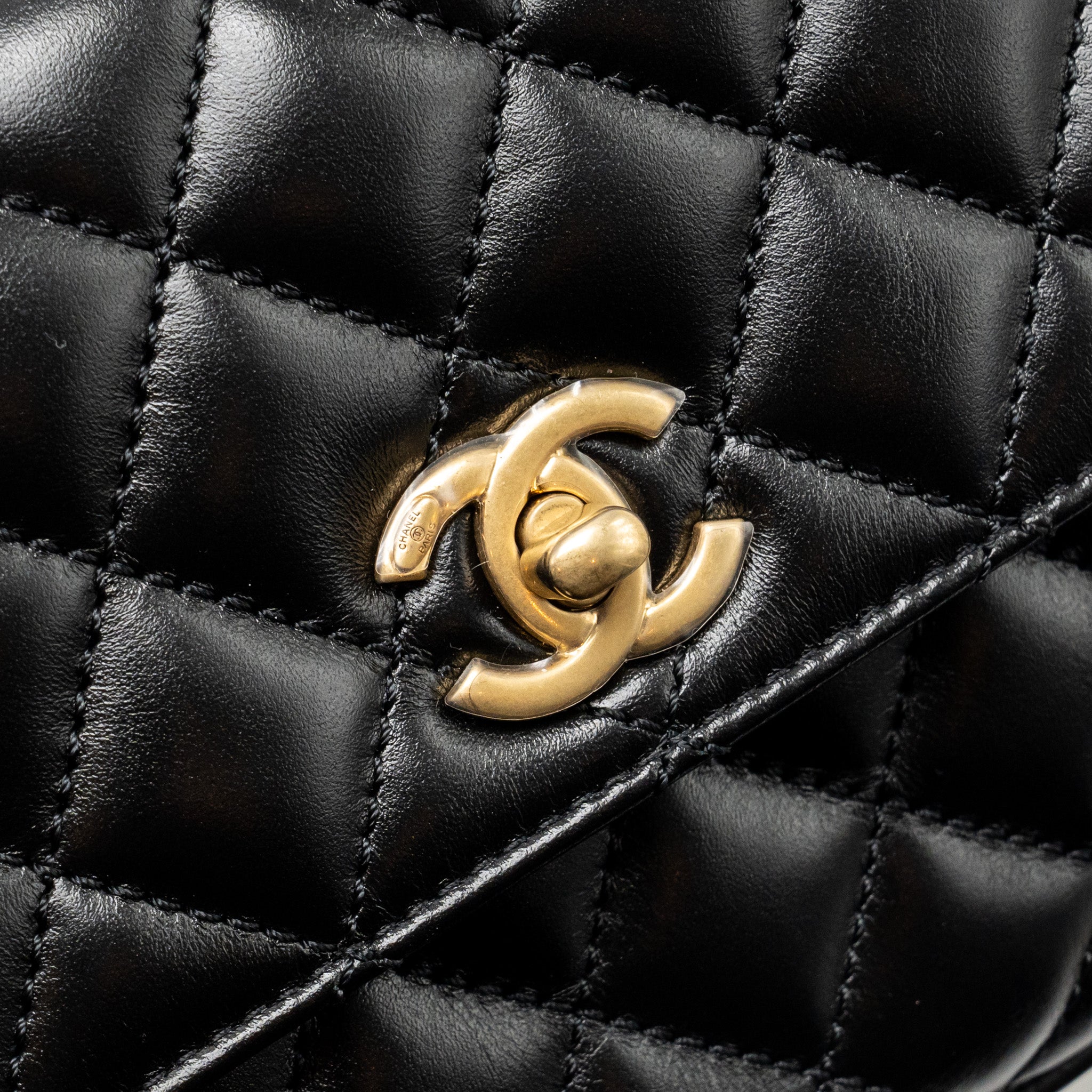 CHANEL DETAILED METAL HANDLE SMALL COCO HANDLE FLAP BAG CALFSKIN BLACK GHW (MICROCHIP)
