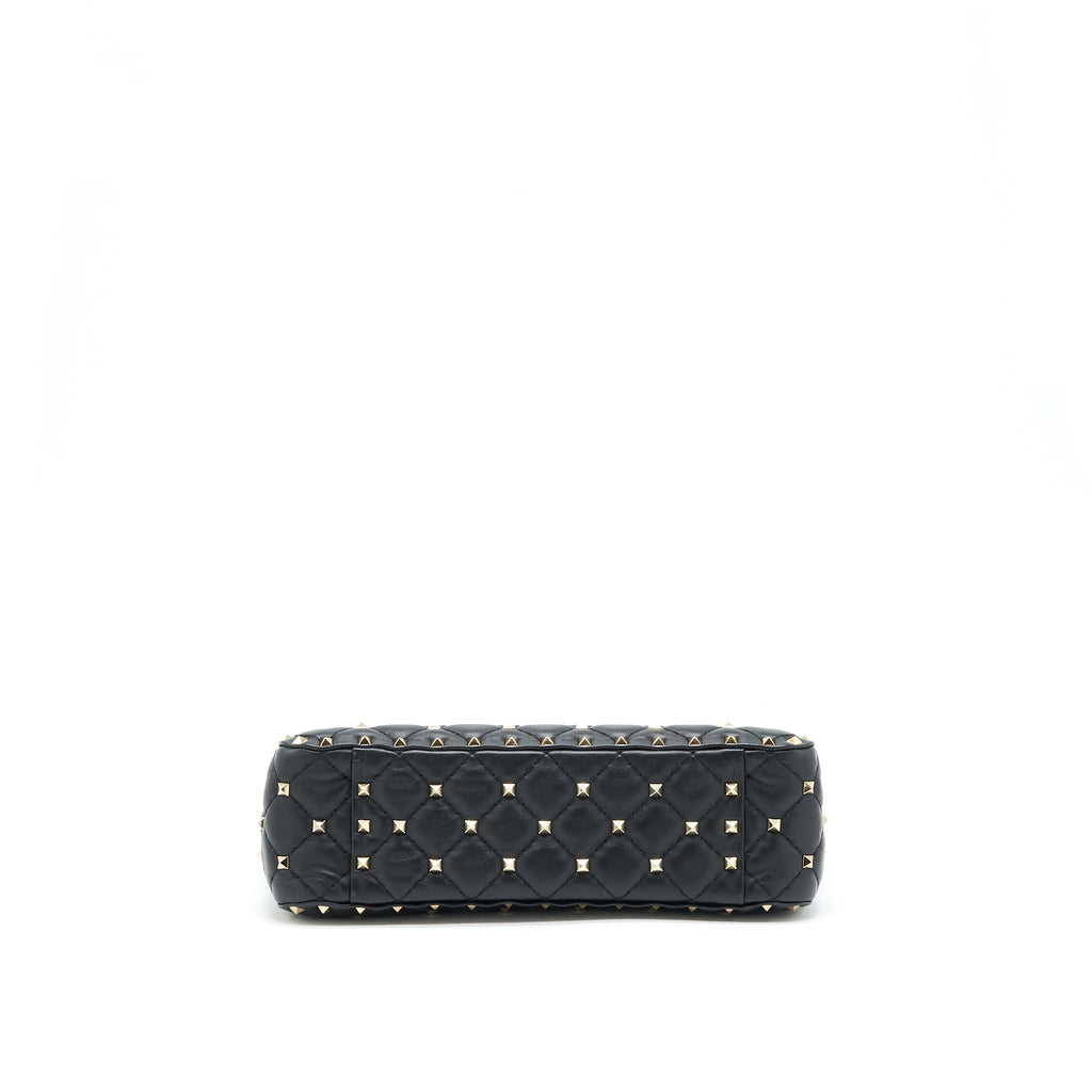 VALENTINO GARAVANI MEDIUM ROCKSTUD SPIKE SHOULDER BLACK LETTER PRINT LGHW