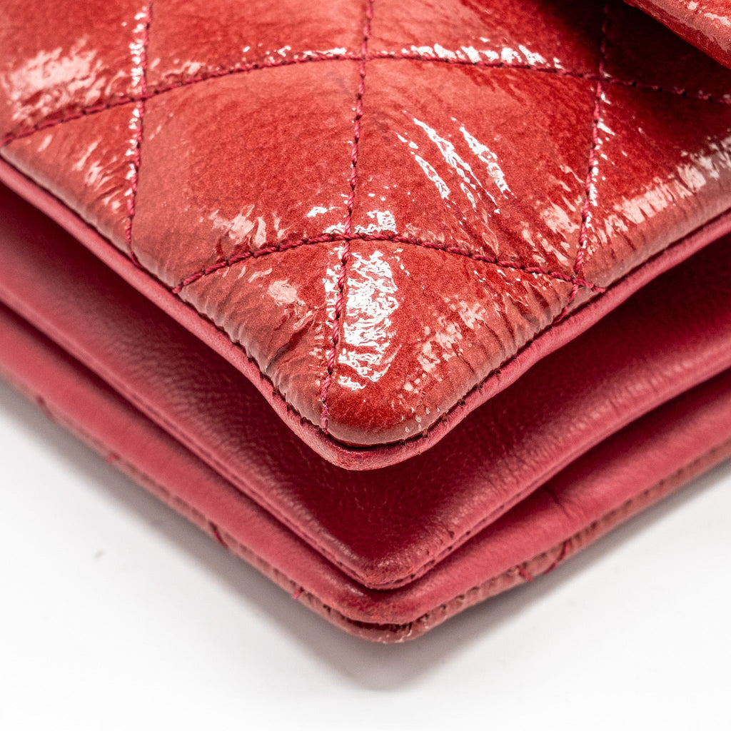 CHANEL SEASONAL FLAP BAG PATENT GOATSKIN/LAMBSKIN RED GHW