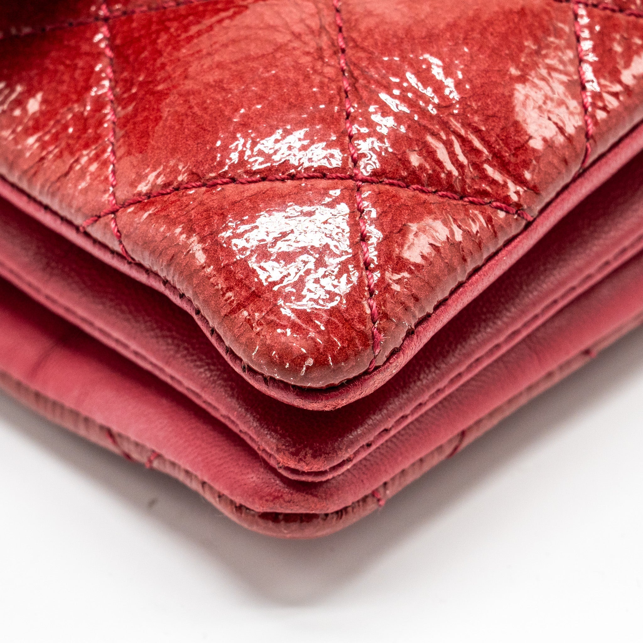 CHANEL SEASONAL FLAP BAG PATENT GOATSKIN/LAMBSKIN RED GHW