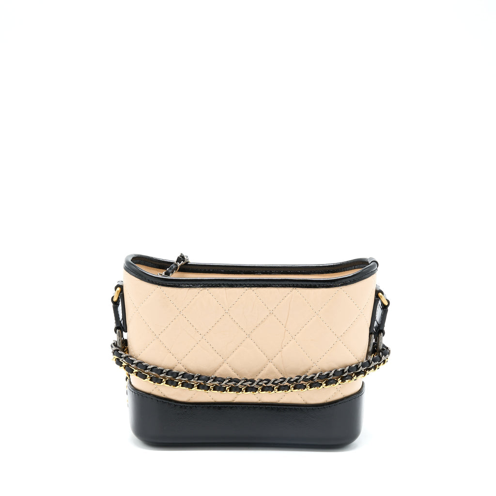 CHANEL SMALL GABRIELLE HOBO BAG AGED CALFSKIN LIGHT BEIGE/BLACK MULTICOLOUR HARDWARE