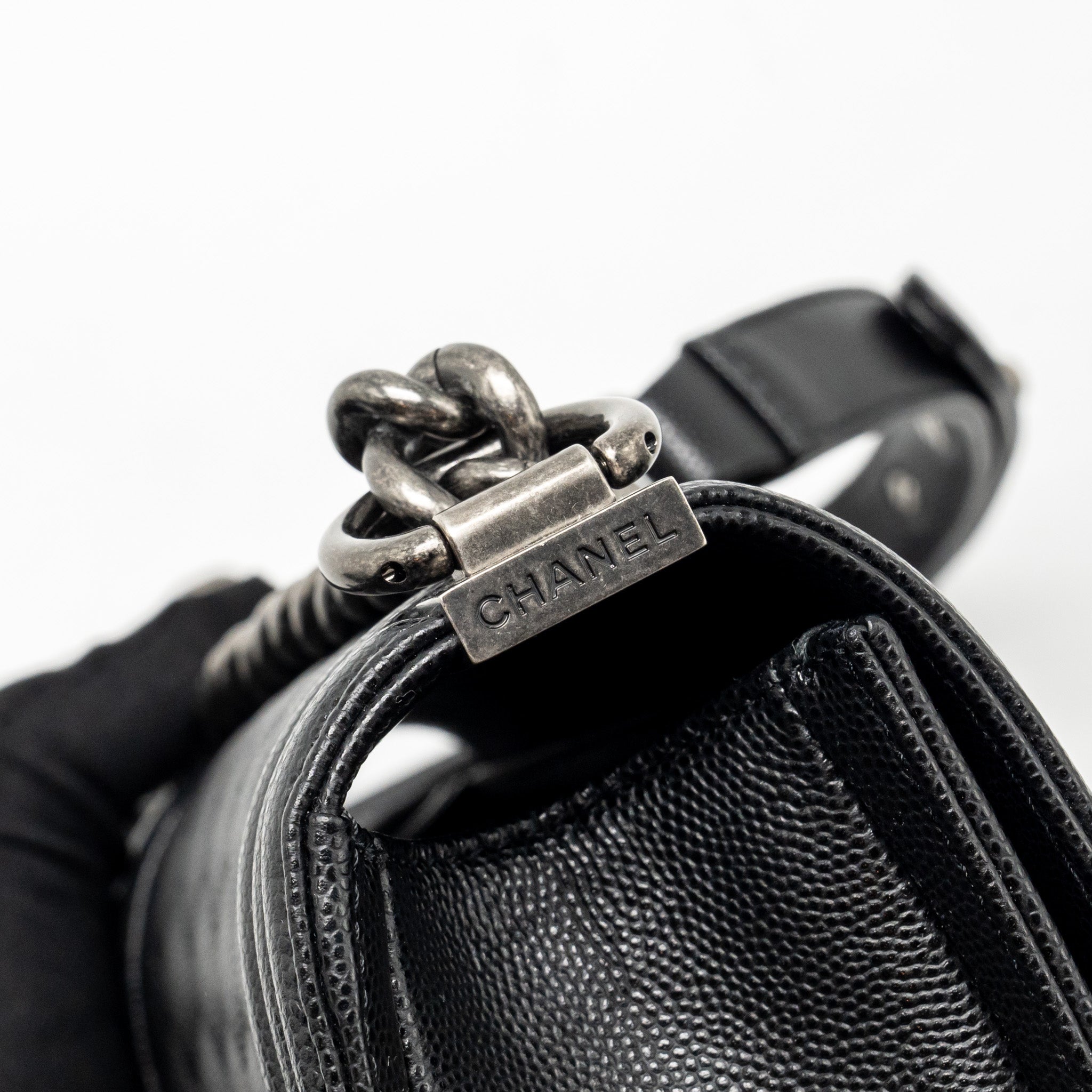 CHANEL SMALL BOY BAG CAVIAR BLACK SHW (MICROCHIP)